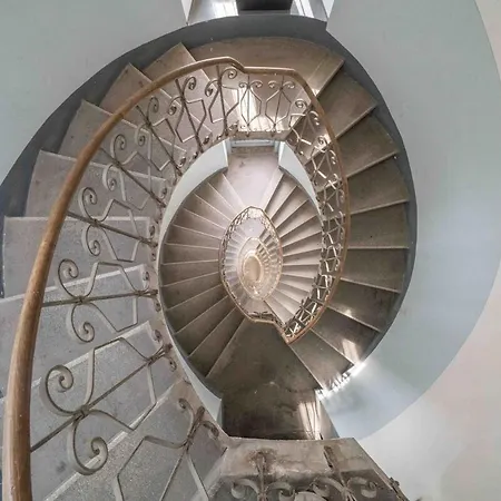 Bright Secret Spot Griesplatz *